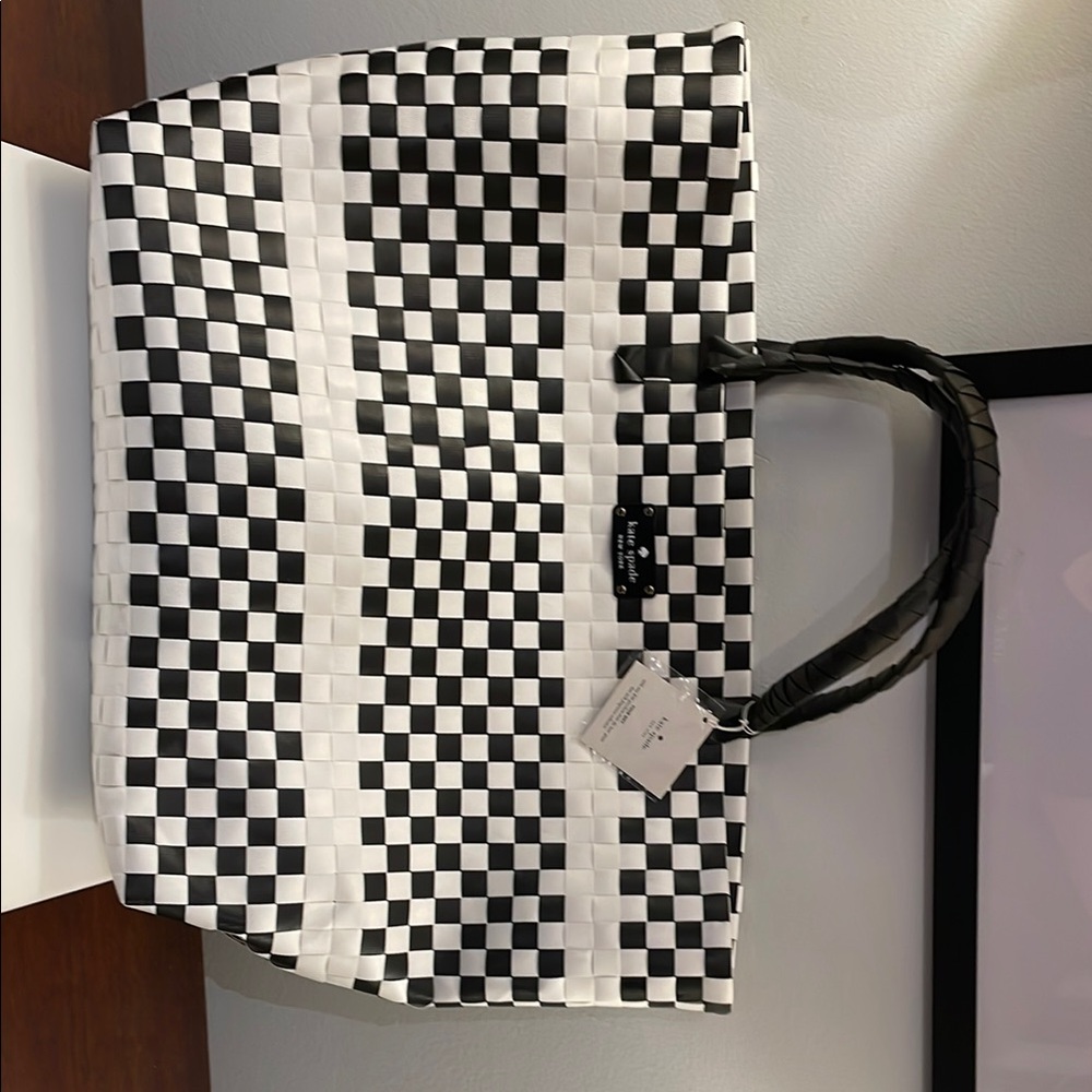 Black and White Checkered Tote with Structured Design